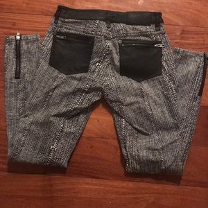 RVCA Black & White skater zip skinny pants jeans